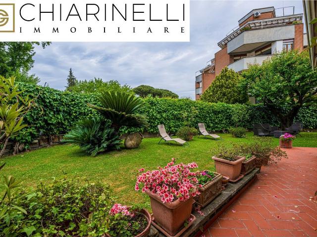 Appartamento in vendita di 163 m² in Via di Grottarossa, 55