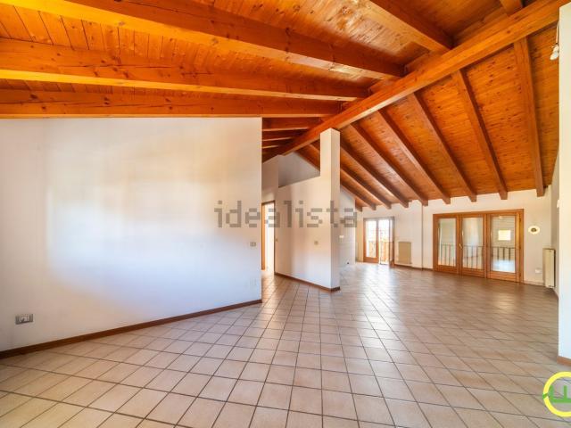 Appartamento in vendita di 163 m² in Via Ermes di Colloredo, 2