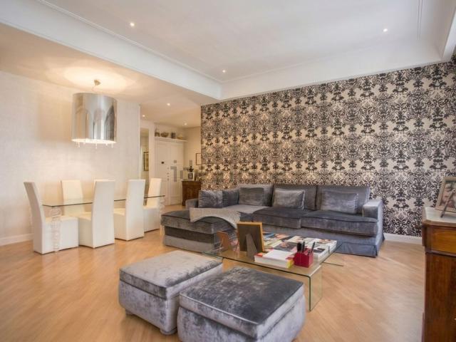 Appartamento in vendita di 163 m² in Via Filippo Civinini