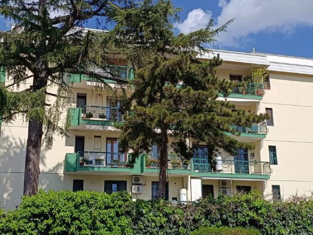 Appartamento in vendita di 163 m² in Via Francesco Petrarca