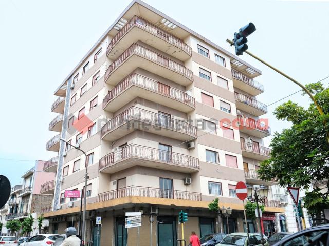 Appartamento in vendita di 163 m² in Via Operai, 102