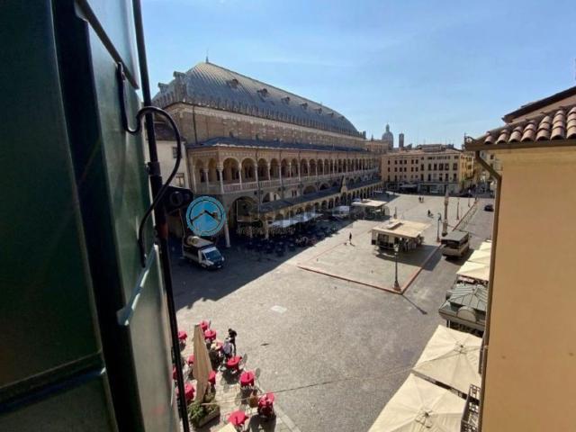 Appartamento in vendita di 163 m² in Via Marsilio da Padova, 2