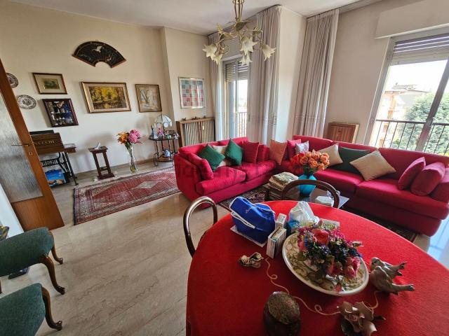 Appartamento in vendita di 163 m² in Via Nizzolina