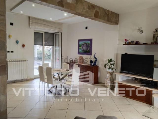 Appartamento in vendita di 163 m² in Via Sandro Botticelli, 47