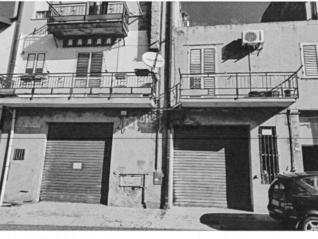 Appartamento in vendita di 163 m² in Via Roma