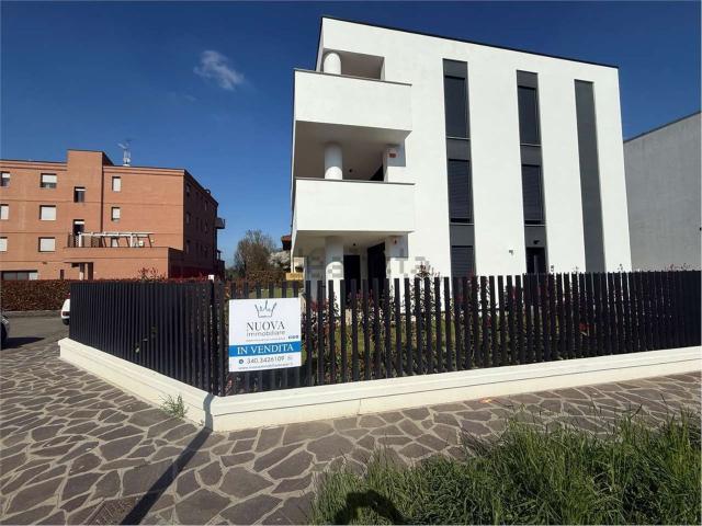 Appartamento in vendita di 163 m² in Via Resistenza, 11