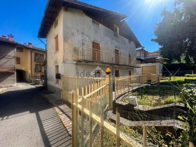 Appartamento in vendita di 163 m² in Via Zenzese, 4