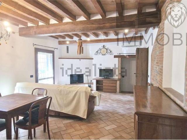 Appartamento in vendita di 164 m² in Via Crespellani