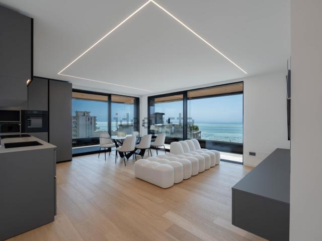 Appartamento in vendita di 164 m² in Via Adriatica, 62