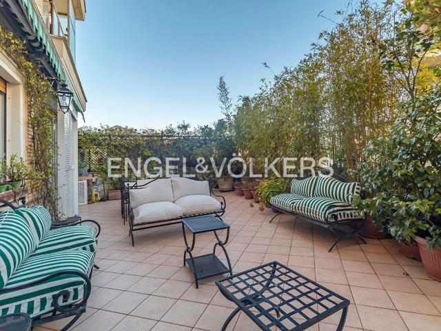 Appartamento in vendita di 164 m² in Via San Godenzo