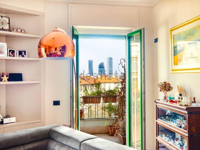 Appartamento in vendita di 164 m² in Via Sardegna, 43
