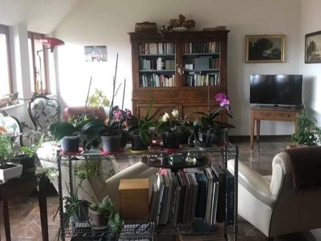 Appartamento in vendita di 164 m² in Via Stefano Fermi