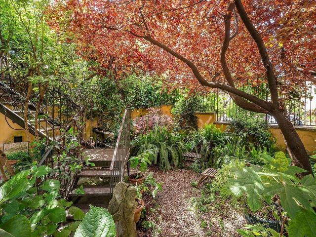 Appartamento in vendita di 164 m² in Via Postumia