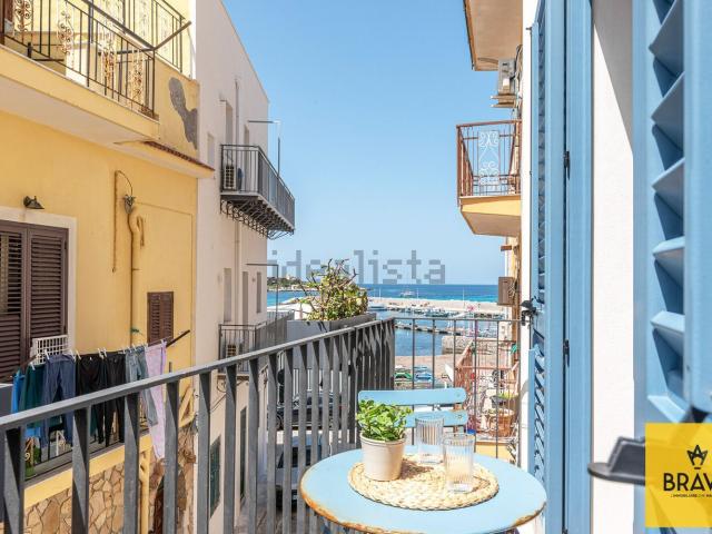 Appartamento in vendita di 164 m² in Via Tabò, 8