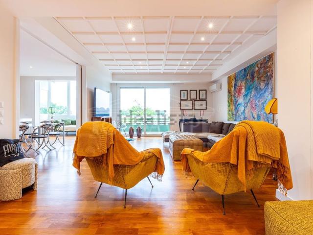 Appartamento in vendita di 164 m² in Viale Cortina d&apos Ampezzo
