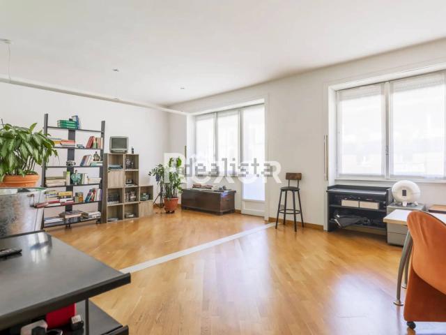 Appartamento in vendita di 164 m² in Corso Buenos Aires, 11