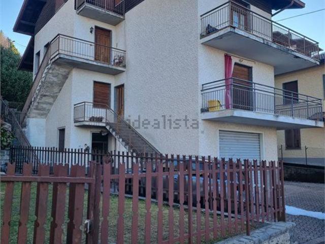 Appartamento in vendita di 165 m² in Via alle Grigne