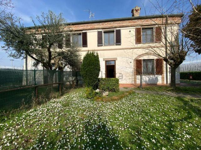 Appartamento in vendita di 165 m² in Via Bagnolo Narsete