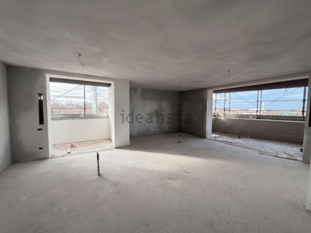 Appartamento in vendita di 165 m² in Via Beato Pellegrino