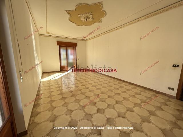 Appartamento in vendita di 165 m² in Via Bernardo Mattarella, 94