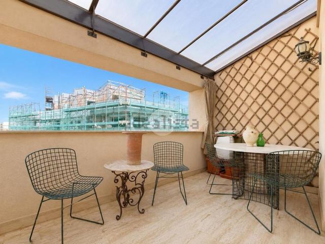Appartamento in vendita di 165 m² in Via Gaetano Martino, 49