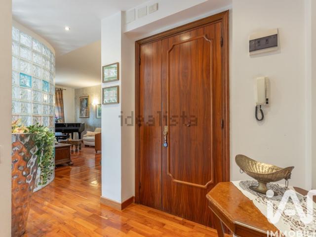 Appartamento in vendita di 165 m² in Via Giuseppe Mario Marsigliani