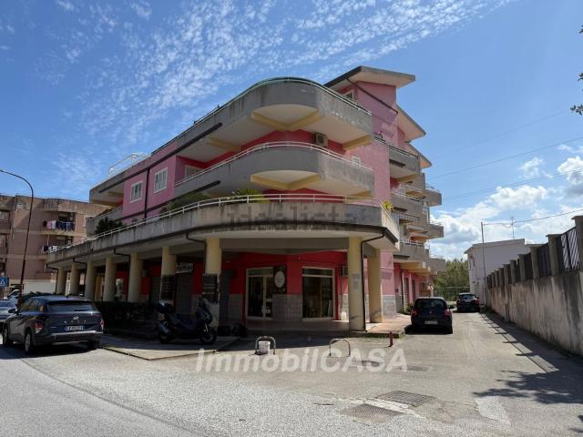 Appartamento in vendita di 165 m² in Via Giacomo Matteotti, 35