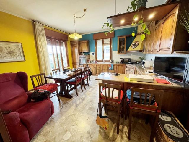 Appartamento in vendita di 165 m² in Via Giovanni XXIII, 11
