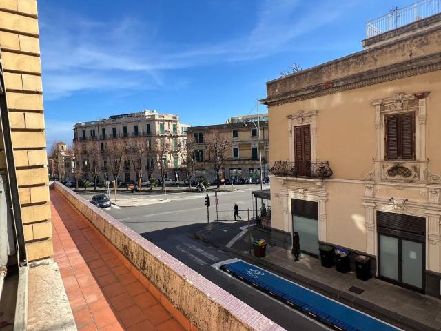 Appartamento in vendita di 165 m² in Via Dogali, 50