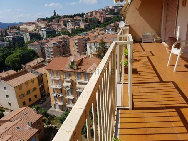 Appartamento in vendita di 165 m² in Via dei Filosofi