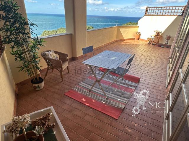 Appartamento in vendita di 165 m² in Via del Sorriso, 8