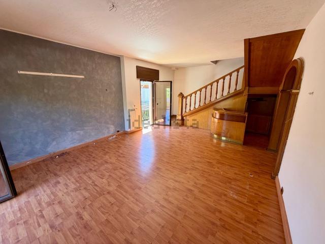 Appartamento in vendita di 165 m² in Via della Magliana, 1318