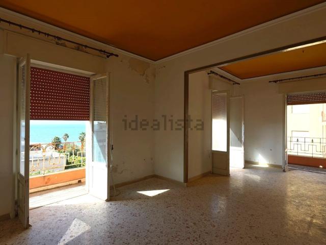 Appartamento in vendita di 165 m² in Via delle Sirene, 13