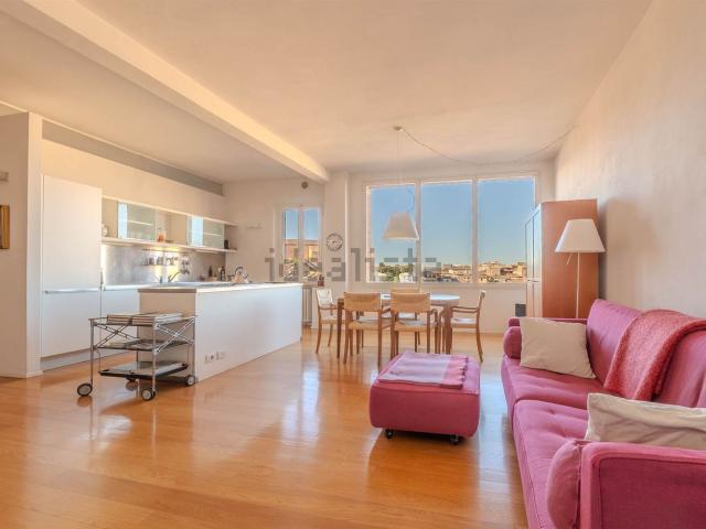 Appartamento in vendita di 165 m² in Via Franciosa, 32