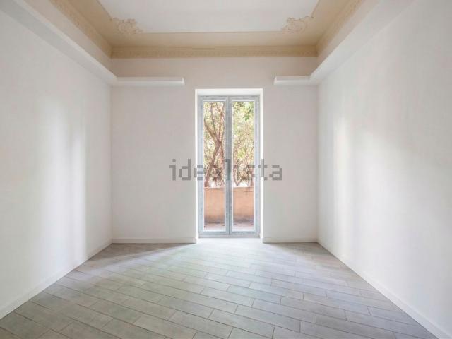 Appartamento in vendita di 165 m² in Via Houel, 4