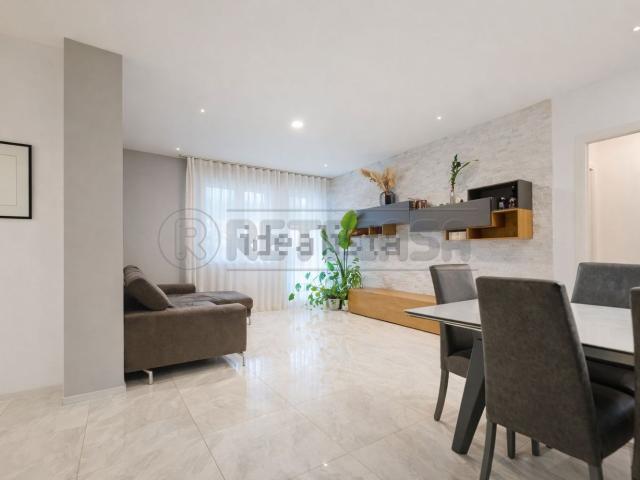 Appartamento in vendita di 165 m² in Via Luigi Pellizzo, 39