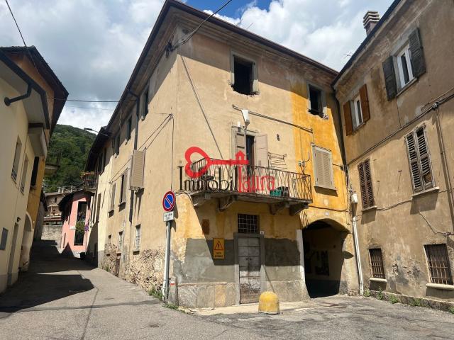 Appartamento in vendita di 165 m² in Via Martinelli Foscarini
