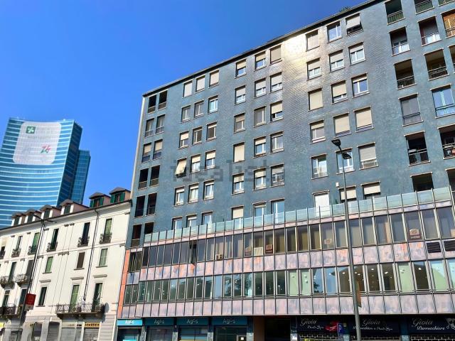 Appartamento in vendita di 165 m² in Via Melchiorre Gioia