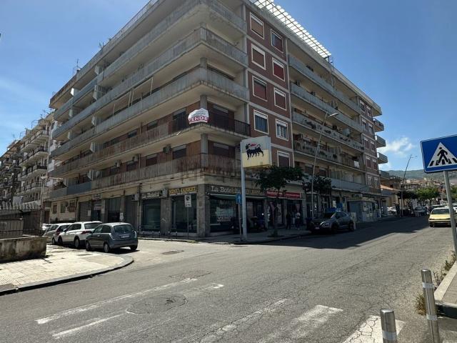 Appartamento in vendita di 165 m² in Via Sicilia, 18