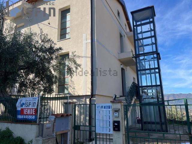 Appartamento in vendita di 165 m² in Via Specola, 12