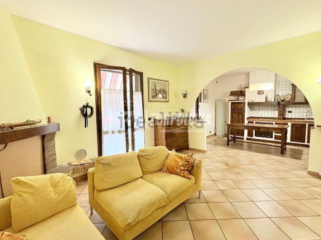 Appartamento in vendita di 165 m² in Via Statale