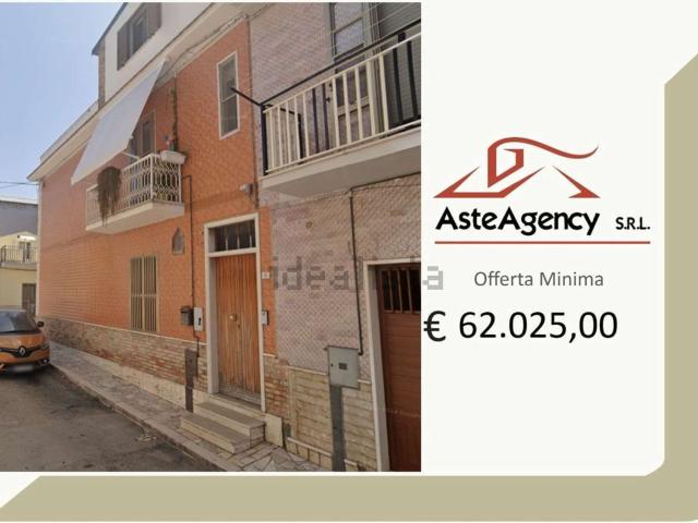 Appartamento in vendita di 165 m² in Via Pineta di Levante, 8