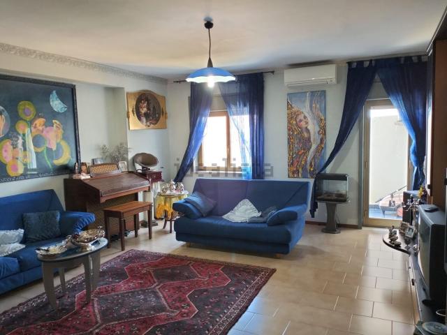 Appartamento in vendita di 165 m² in Via Ravagnese Superiore