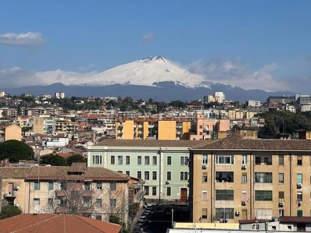 Appartamento in vendita di 165 m² in Via Rasà