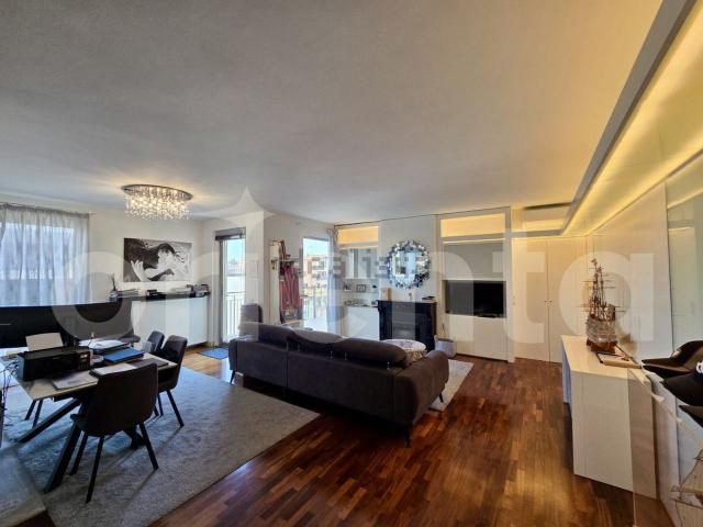 Appartamento in vendita di 165 m² in Via Trieste, 57
