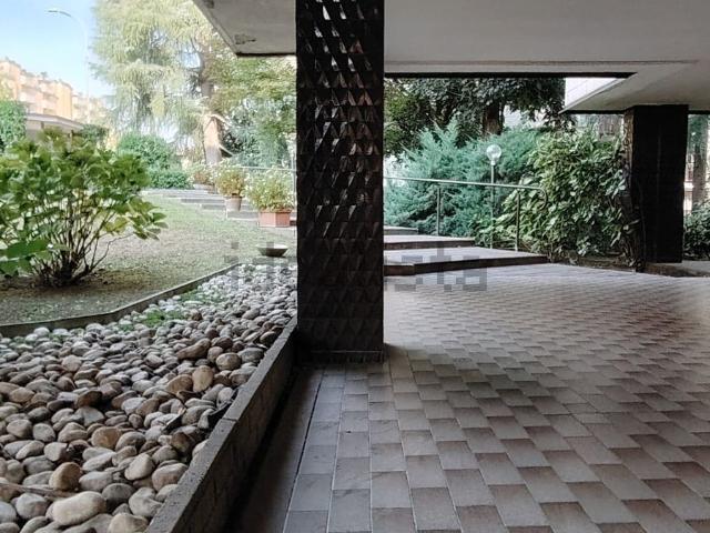 Appartamento in vendita di 165 m² in Via Val Cismon, 4
