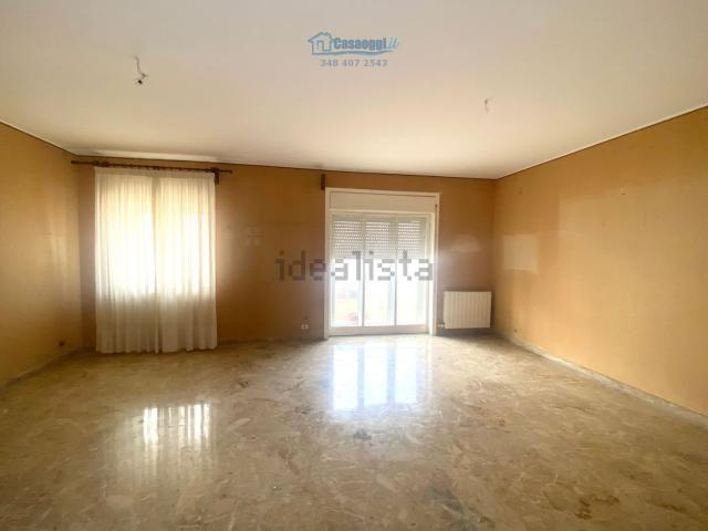 Appartamento in vendita di 165 m² in Viale Tunisi, 54