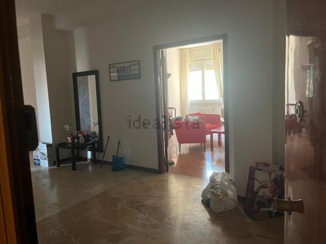 Appartamento in vendita di 165 m² in Viale Giuliano Vanzolini