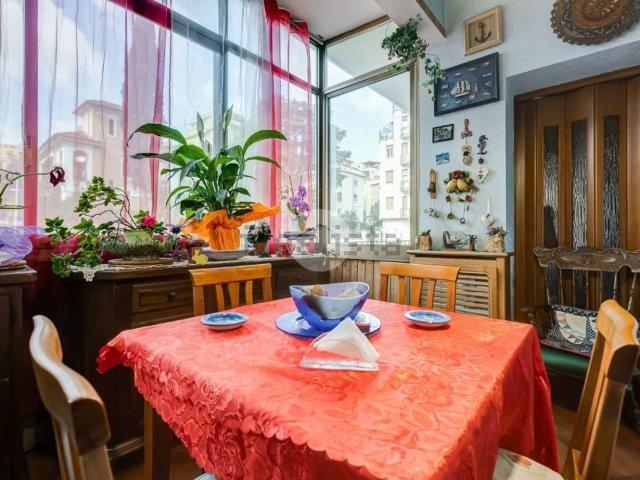 Appartamento in vendita di 165 m² in Viale Jonio