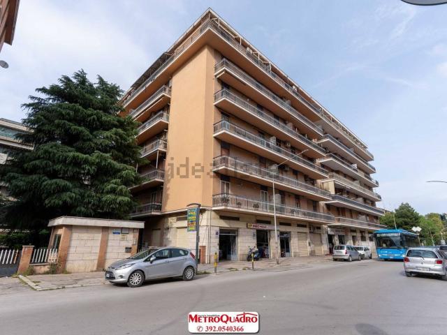 Appartamento in vendita di 165 m² in Viale Ofanto, 313